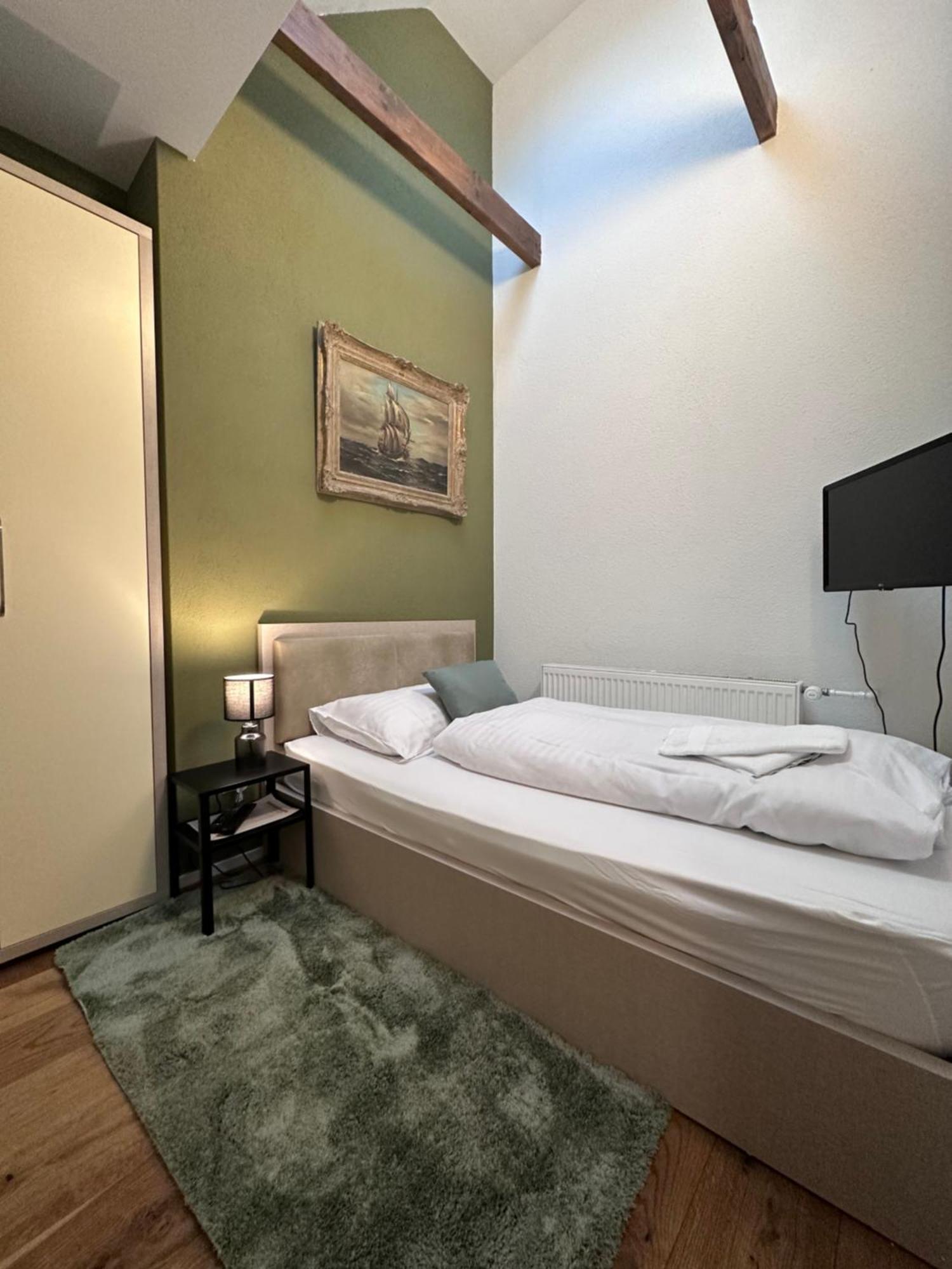 Welcome Hotel - Hellbuehl Self-Check-In エクステリア 写真