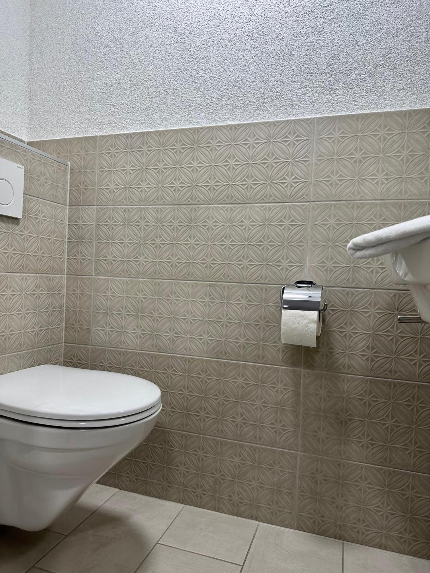 Welcome Hotel - Hellbuehl Self-Check-In エクステリア 写真