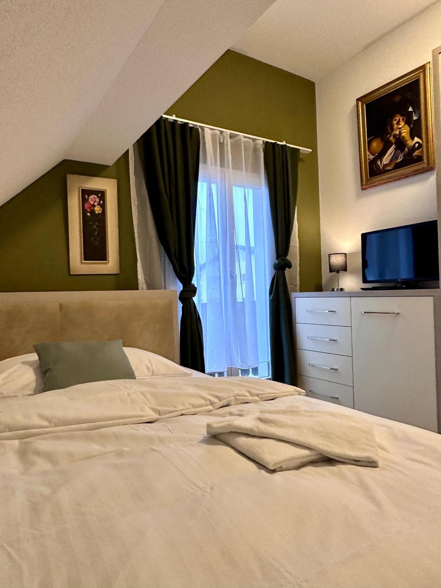 Welcome Hotel - Hellbuehl Self-Check-In エクステリア 写真