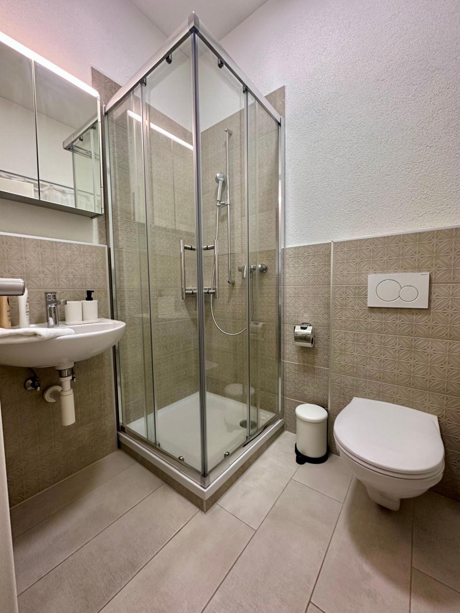 Welcome Hotel - Hellbuehl Self-Check-In エクステリア 写真